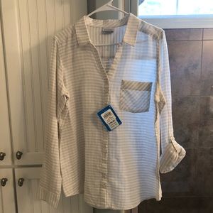 Columbia light weight shirt